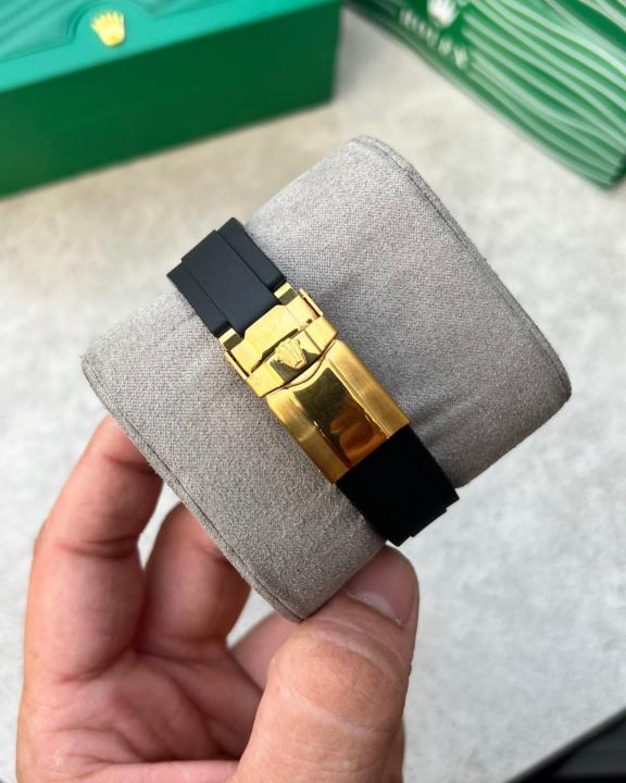 Role_x Oyster perpetual Tiger Gold Dial