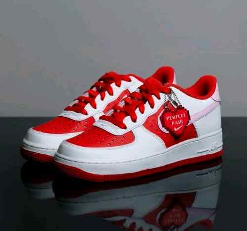 Nikee AirForce 1 Low Women s Valentine fix