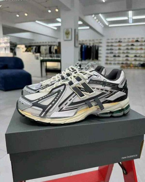 New Balancee 1906A Tech Explosion 239