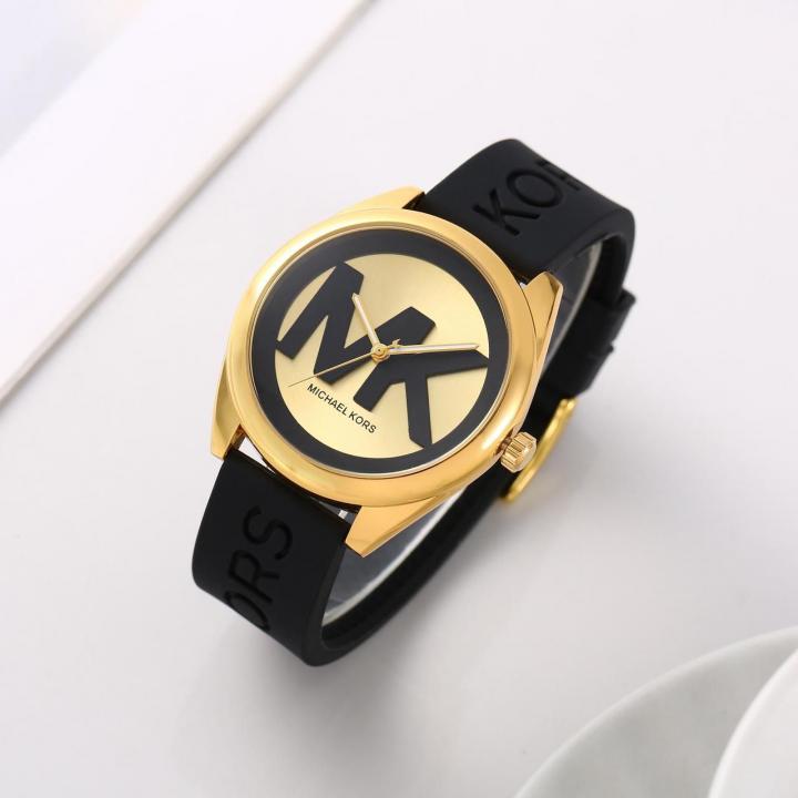Michael_Kors Janelle