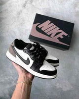 Air Jordan 1 Retro Low OG Mocha S