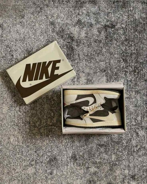 Air Jordan 1 Low Travis Scott Reverse Mocha Semi UA
