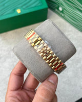 Role_x Oyster perpetual Day Date Automatic Gold-Green