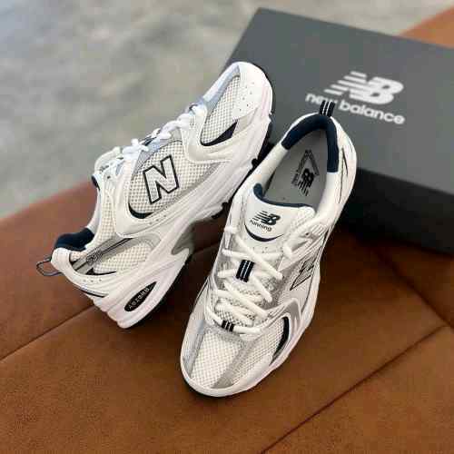 new balancee 530 White Navy