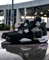 Air Nikee Jordan Retro 4 Thunder Black White Semi UA