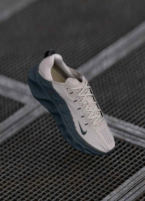 Nikee Ava Rover College Grey Black