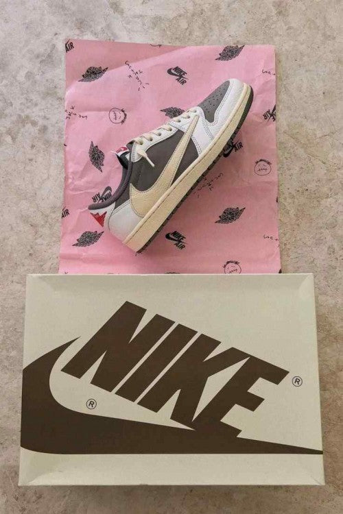 Air Jordan 1 Low Travis Scott Reverse Mocha Semi UA