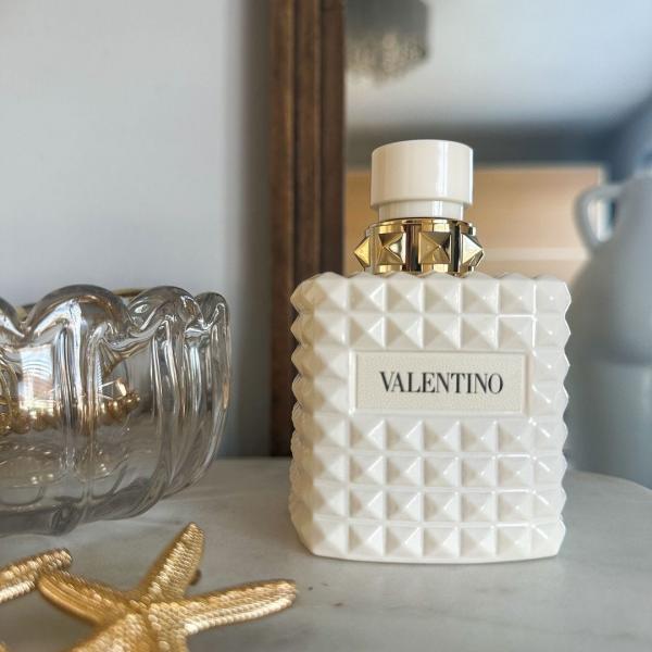 _Valentino-ivory