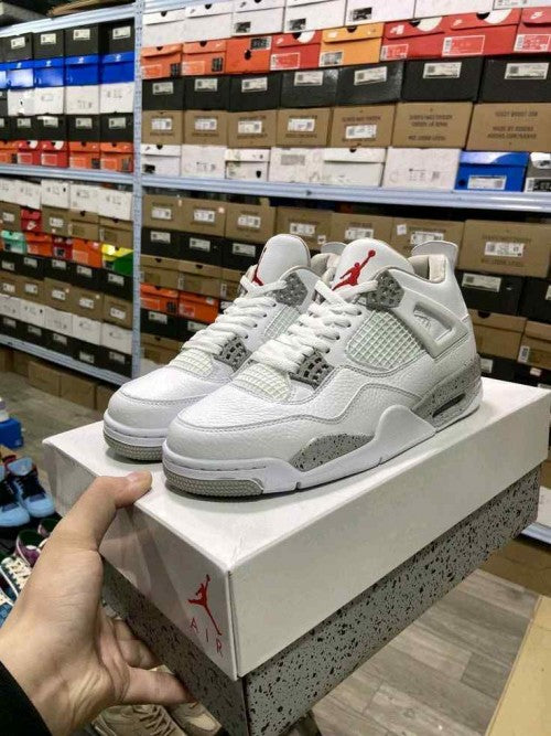 Nikee Air Jordan Retro 4 Oreo Semi Ua