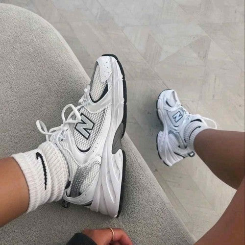 New Balancee 530 White Navy